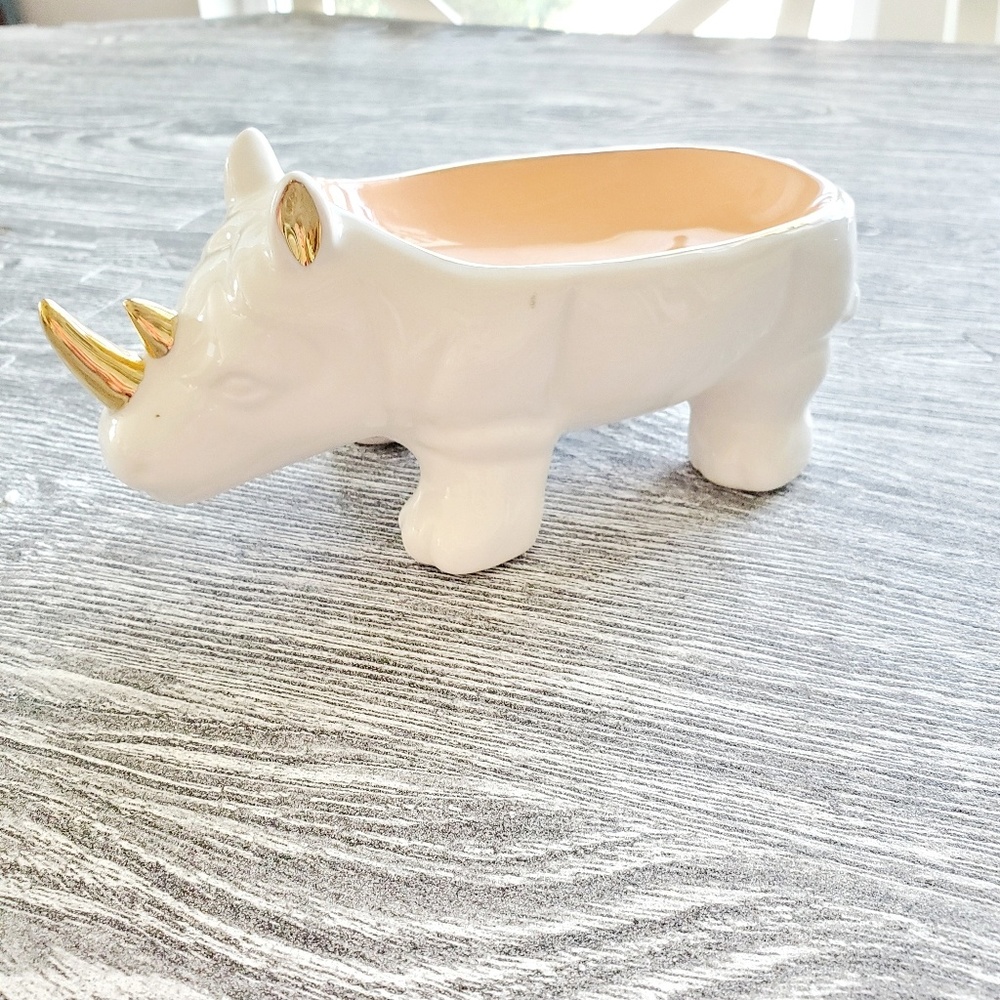 💥LAST ONE💥NIB Anthro Remi the Rhino Trinket Dish - Picture 2 of 6